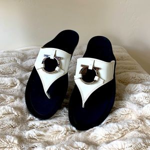 Salvatore Ferragamo Thong Style Sandal. NWOT.  Size 8. White and Black